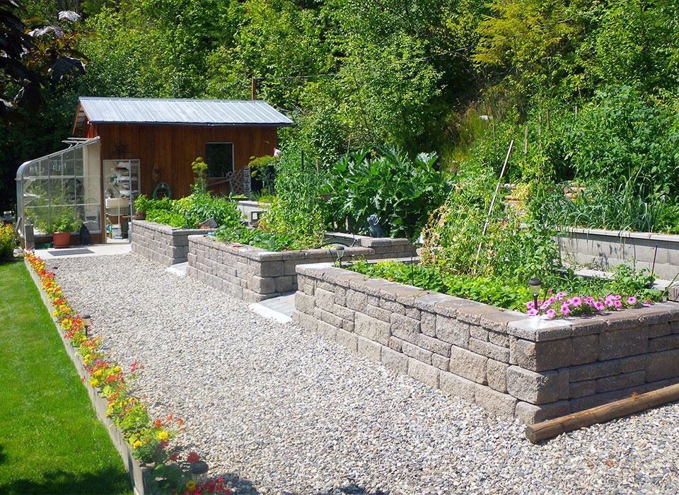 Fully Landscaped Entryway