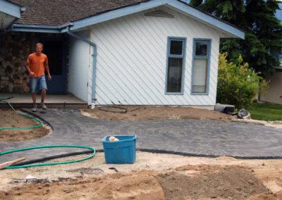 Small walkway with larger circle patio for the morning coffee or afternoon delight.